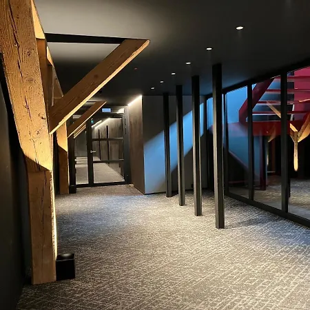 By Hopfenschlingel 라슈타트