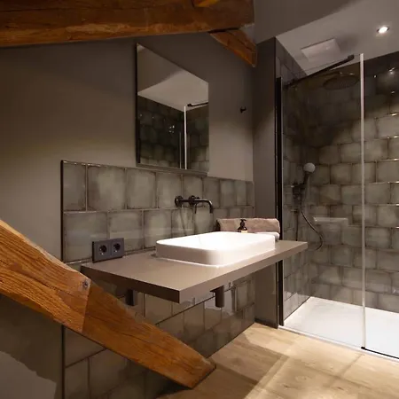 By Hopfenschlingel 호텔