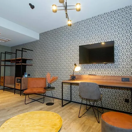 호텔 By Hopfenschlingel *